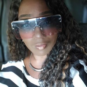 Meet your Posher, Racheal